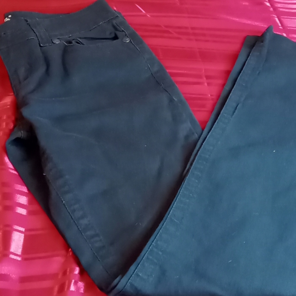 A L.e.i. Pants
